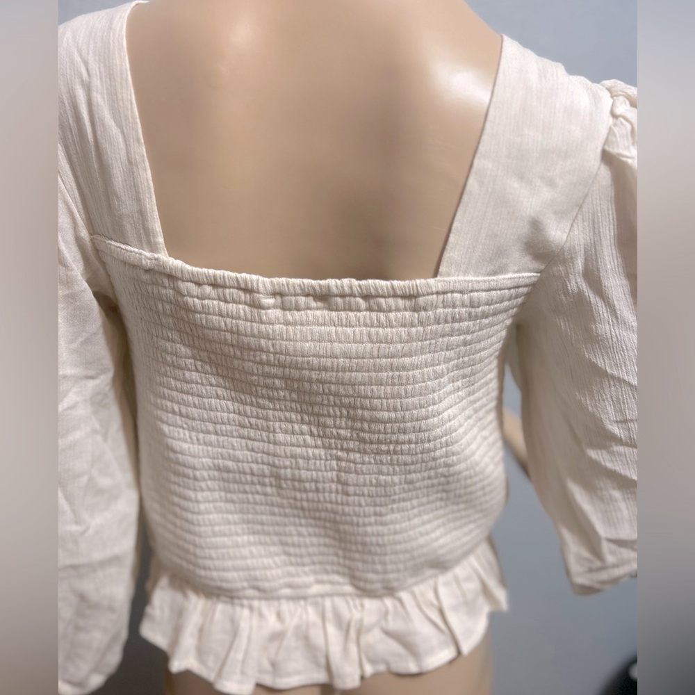 American Eagle Crotchet front smocked back top size small - Picture 5 of 7